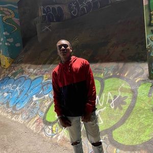 Meet your Posher, Aj